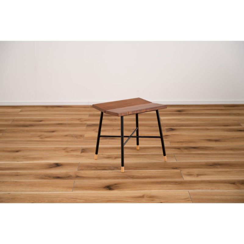 天然木(ミンディ)使用 スツール M