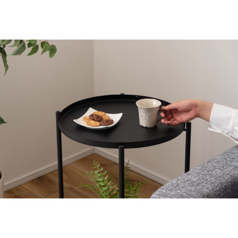 サイドキャスター付きテーブル